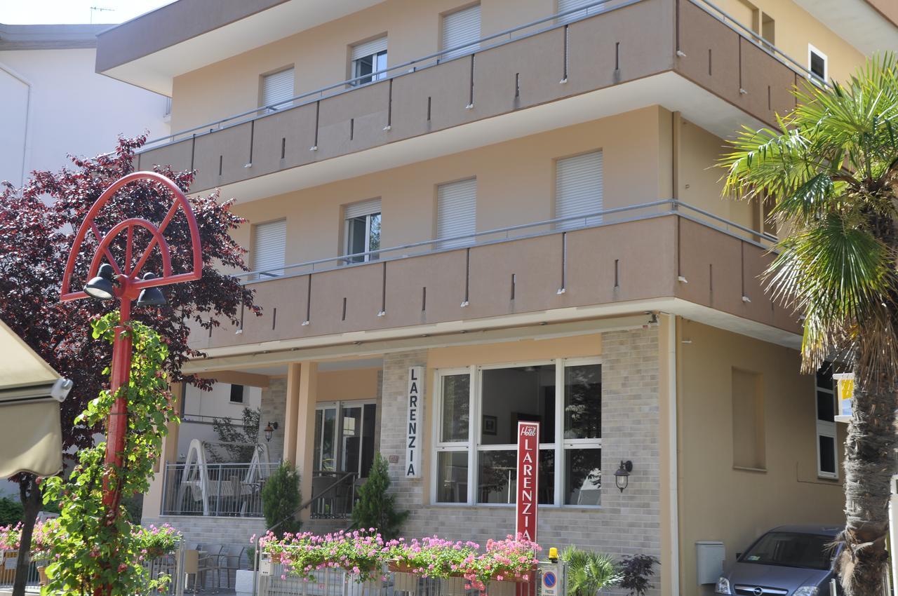 Albergo Larenzia Cattolica Luaran gambar